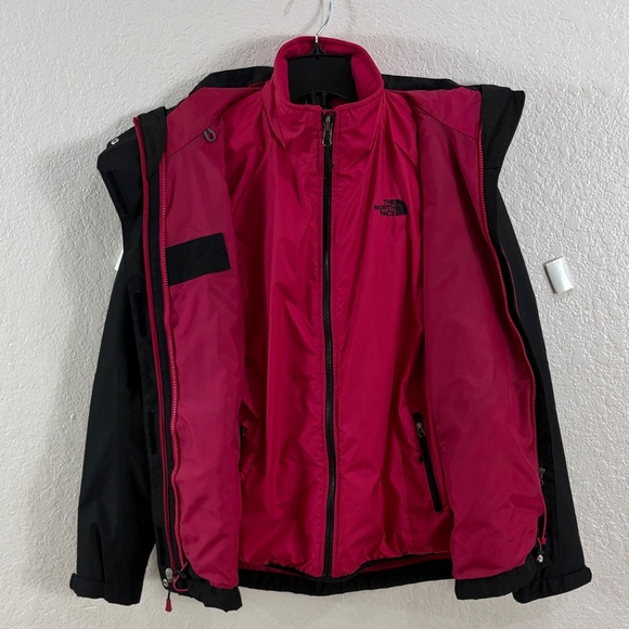 The North Face,Size L,Women's Black and Pink Jacket - Picture 7 of 17